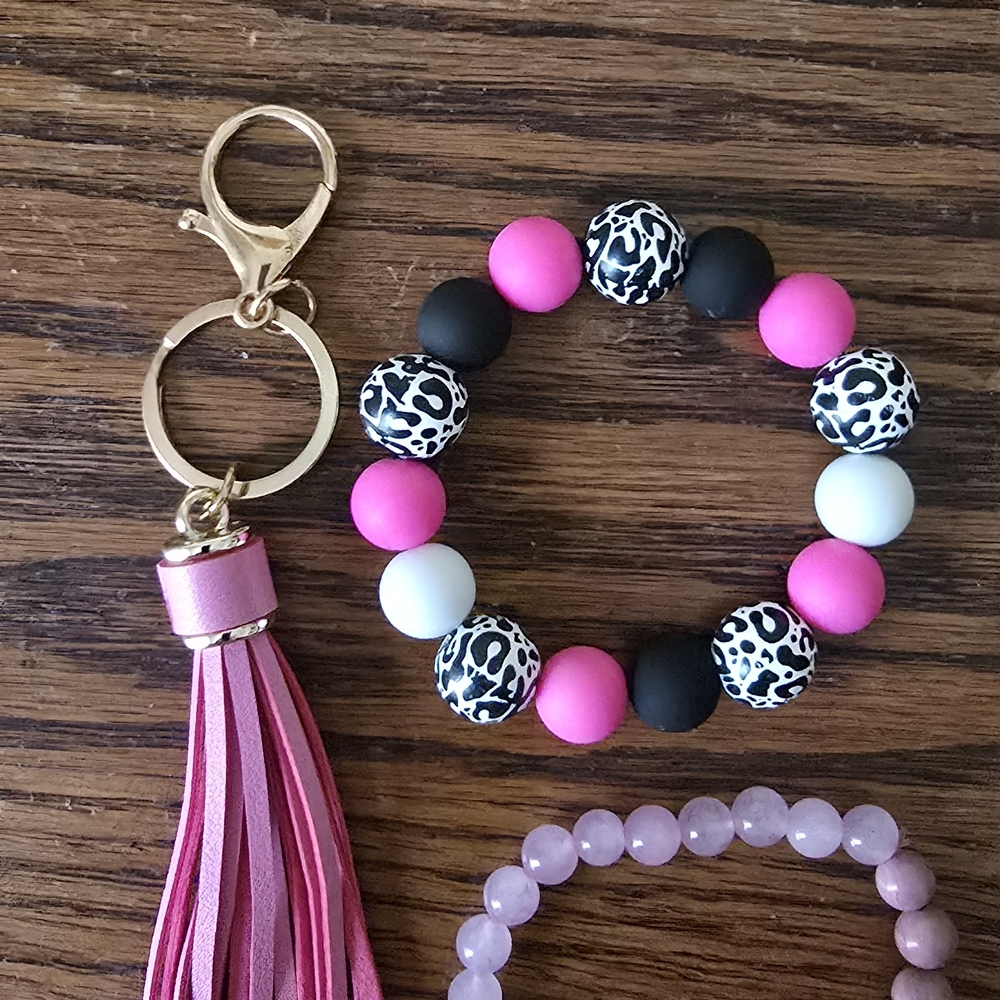 Leopard Print Beaded Keychain Bracelet